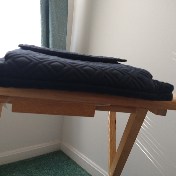 Tory Burch Black Diamond-Pattern Crossbody Bag - Picture 4 of 5